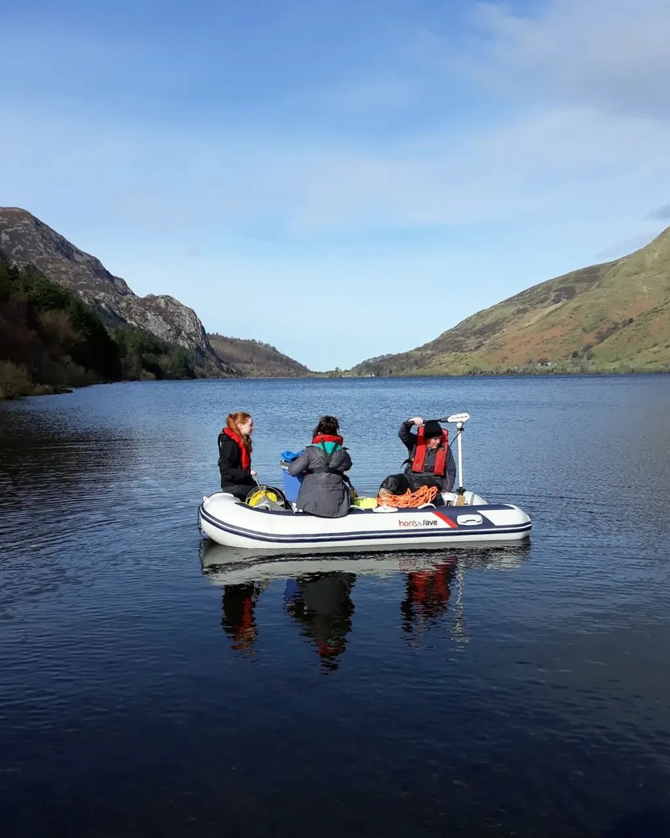 We're out today on Llyn Cwellyn conducting sediment core sampling for a Palaeoecological study. 

Rydym allan heddiw ar Llyn Cwellyn yn cynnal samplu gwaddod craidd are gyfer astudiaeth Palaeoecological.