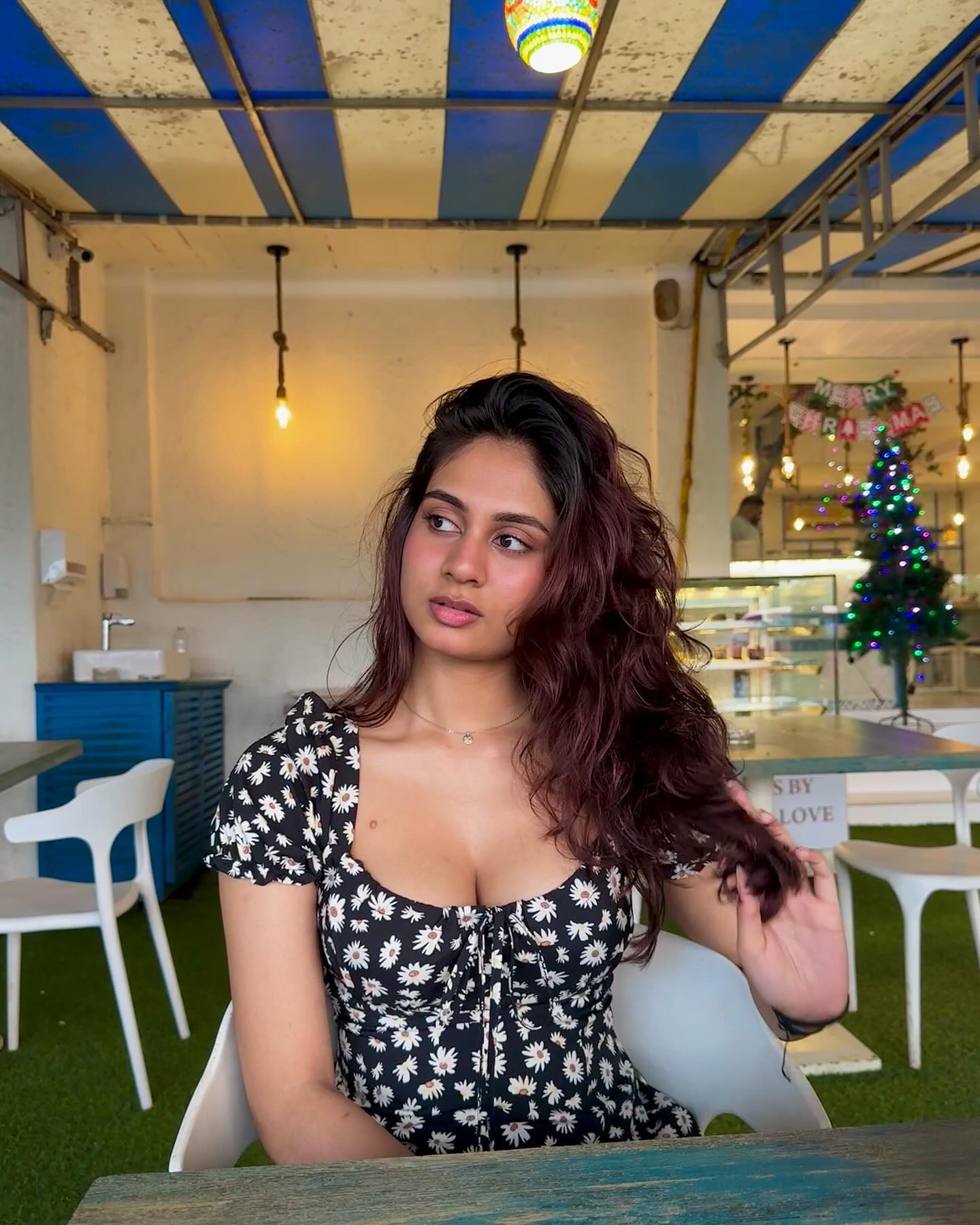 GH0x-XrWcAAJ3wF?format=jpg&name=large