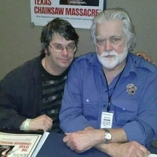 tedparker2012's tweet image. Happy Birthday to the legendary Gunnar Hansen (1947-2015) aka Leatherface from THE TEXAS CHAINSAW MASSACRE (1974)! :) 💀 💀 🎂 #horrorlegend #gunnarhansen #horror #horroricon #texaschainsawmassacre #leatherface #hollywoodchainsawhookers #RIP