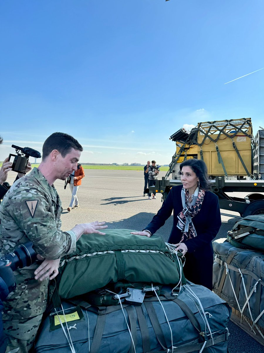 hadjalahbib's tweet photo. The situation in Gaza is dire, with huge humanitarian needs.
The first Belgian plane for airdrop of food and hygiene products has just departed.
Belgium remains fully committed on all fronts.
The violence must end! https://t.co/7boauXDelF