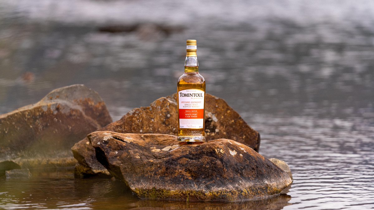Joining the Tomintoul range in 2023, our White Port Cask finished single malt is as full-bodied and rich as it sounds. You can expect layers of apricot Danish, poached pears and baking spices, with a sweet and warming finish of Swiss roll and strawberry trifle.