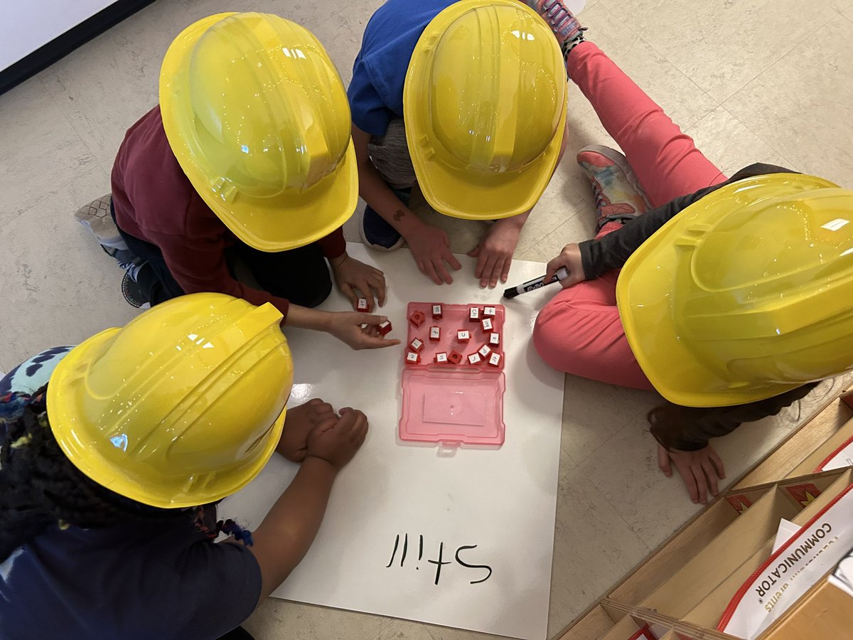 Mrs_Deatherage's tweet photo. First Grade Word Builders are working hard! @martellmustangs https://t.co/rRZC70d9hB