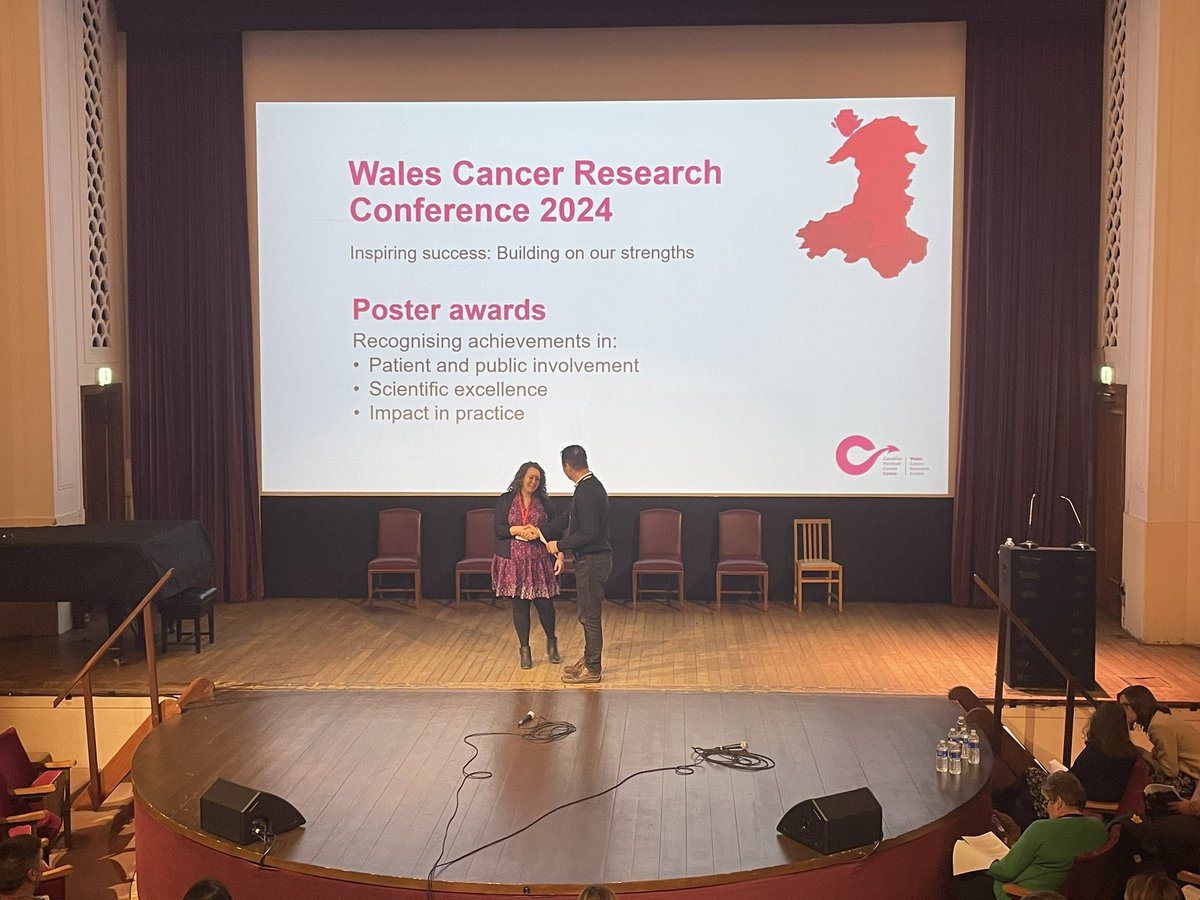 Congrats @LunedBadder for the best poster award in the category “scientific excellence” at @theWCRC conference 2024 for her poster on precision virotherapy for “in-tumour chemotherapy” 🎉🎉👏👏👍🏻