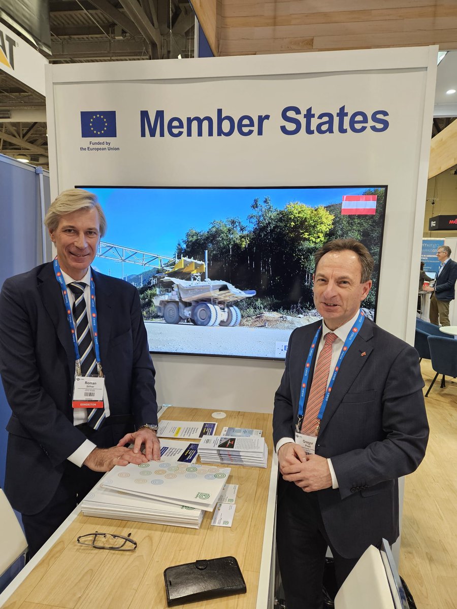 EUMICON (@eumicon) on Twitter photo 📍#PDAC2024 kicked off yesterday! ⛏️
💡 Our Director General, <a href="/StiftnerR/">Roman Stiftner</a>, visited the #EU booth at the Toronto Convention Centre to exchange views on securing #rawmaterials for the green and digital transition, and promoting the #EU for a #sustainablefuture.
#EUatPDAC2024 📍#PDAC2024 kicked off yesterday! ⛏️
💡 Our Director General, <a href="/StiftnerR/">Roman Stiftner</a>, visited the #EU booth at the Toronto Convention Centre to exchange views on securing #rawmaterials for the green and digital transition, and promoting the #EU for a #sustainablefuture.
#EUatPDAC2024