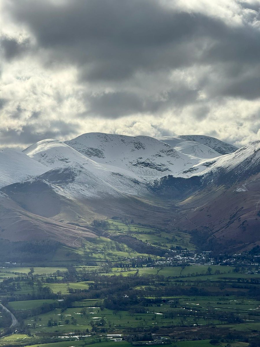 Did the snow last week make or break your plans? Tom managed to head up to the #Lakes for a weekend of winter walking ticking off another 8 #Wainwright peaks. #walking #lakes #lakedistrict #hiking #wainwrights #outdoors #adventure #ukhikers #ukhikingofficial