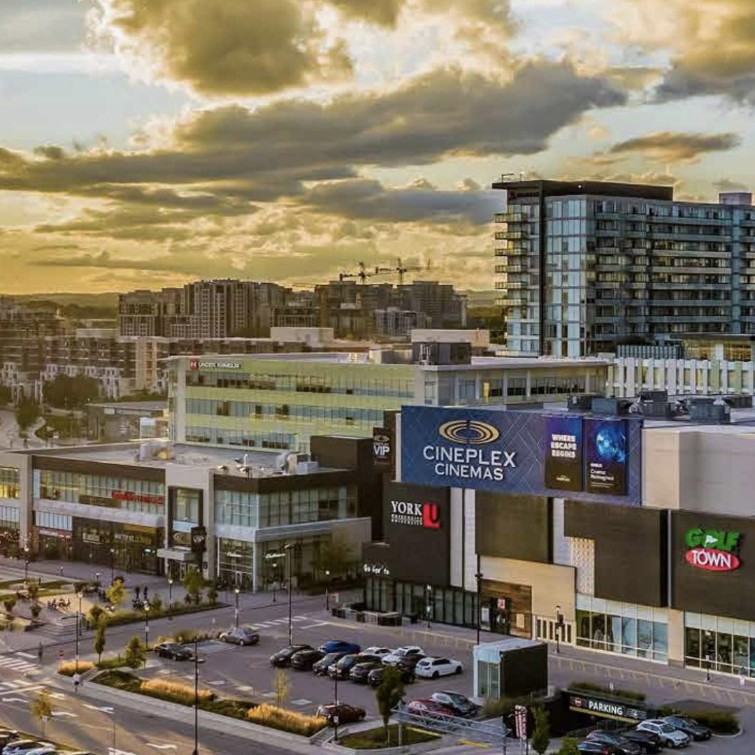 Golden hour in @DowntownMarkham brings out the city's true colours.🌅 What's your go-to place to unwind in this vibrant community?

#masterplannedcommunity #markhamliving #markhamrealestate
