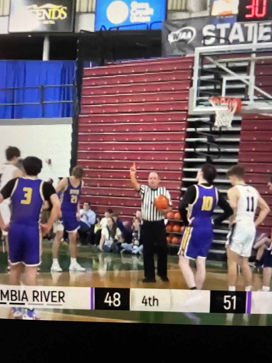 bschorzman's tweet photo. Basketball season ended Saturday in Yakima at the state tournament.  See you next year on the hardwood! https://t.co/ybodJvxsSg
