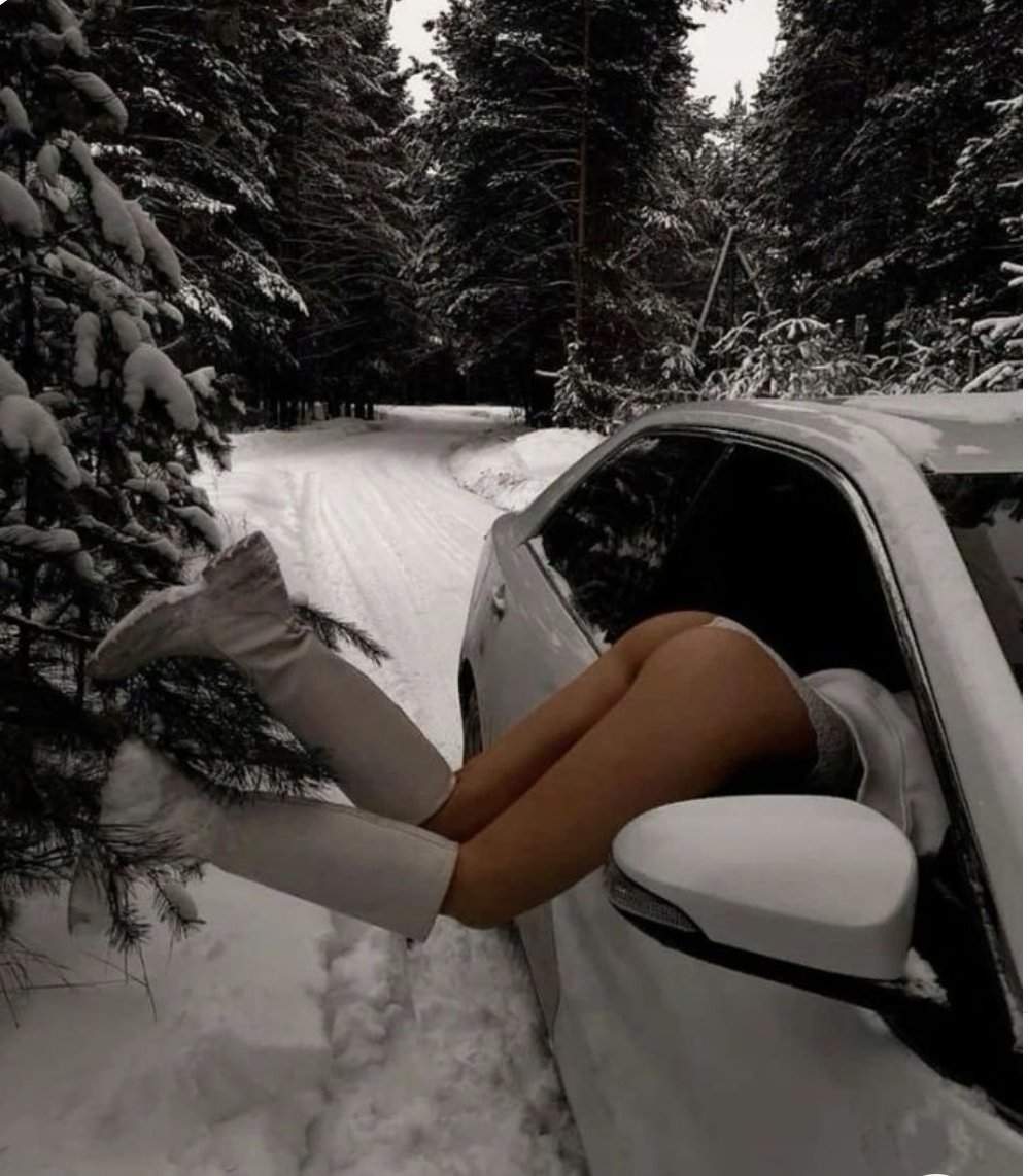 What would you do if you saw me stucked in my car?🤭