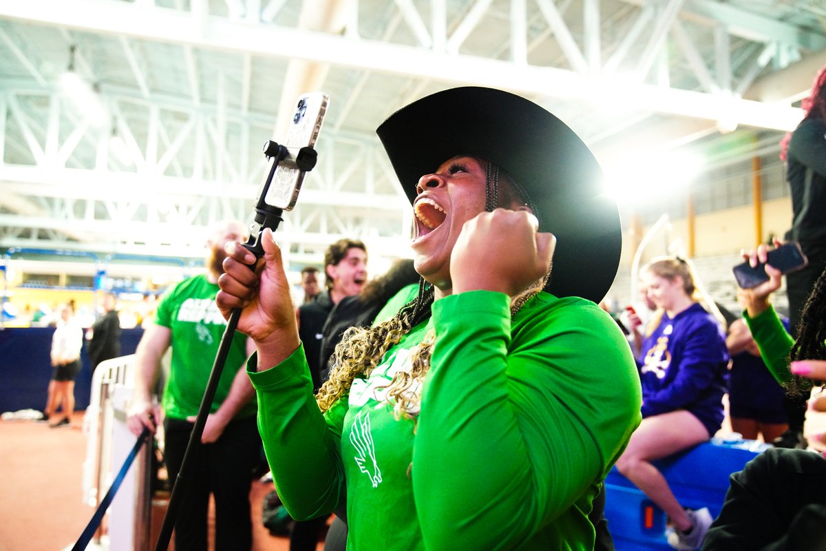 our mood because <a href="/KeAylathrows/">KeAyla Throws</a> competes this week!

#GMG🦅