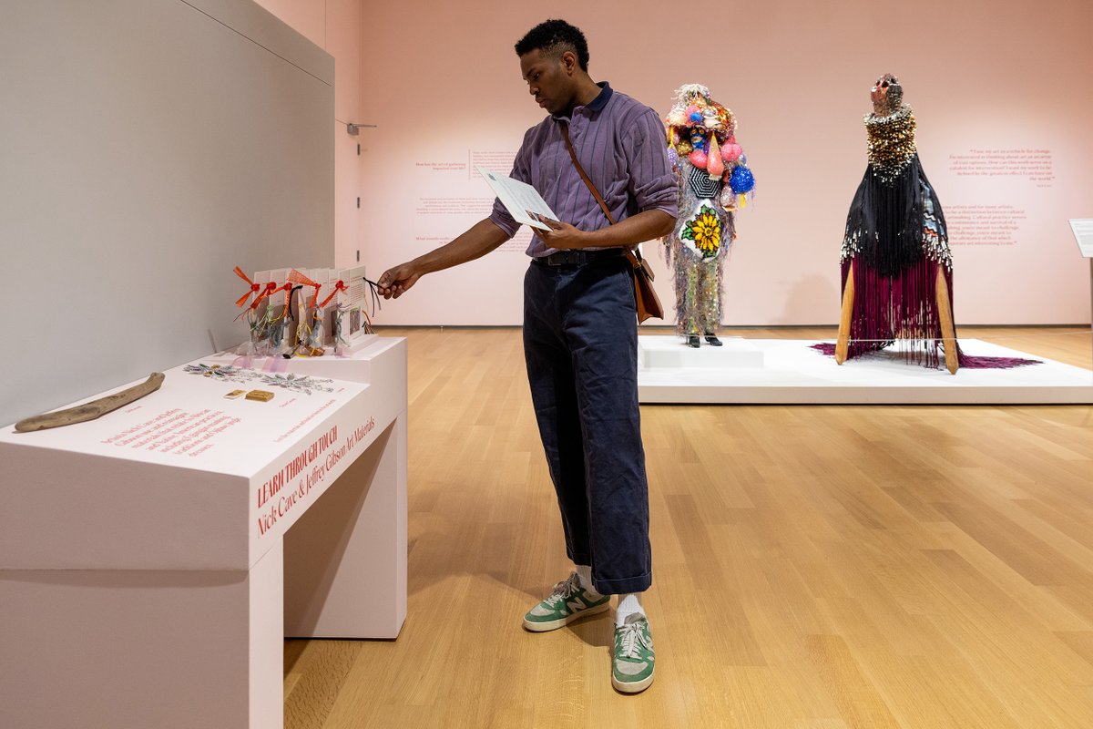 HoodMuseum tweet media