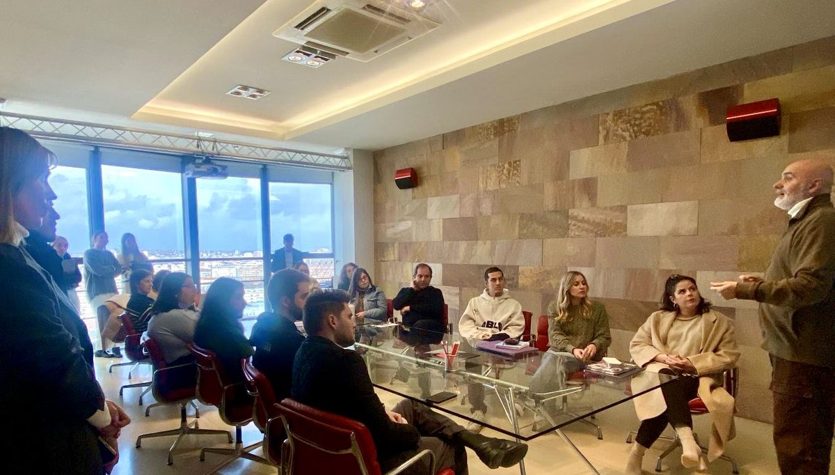 Hoy trabajando en nuestro último #obserbaptorio 🩷