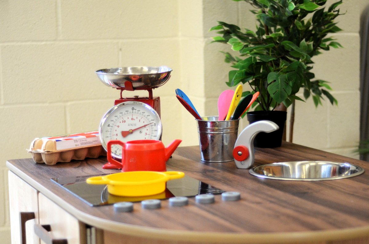 Kathryn Thomson tweet media