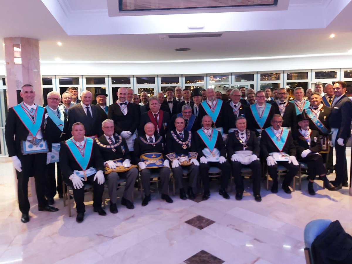 GLPdeCanarias's tweet photo. La masonería canaria tiene la alegría de sumar a sus columnas una nueva logia.  Se trata de la R.L.S. Autora Canaria 191, que desde este pasado sábado realizará sus trabajos en la isla de Tenerife. 
#masonería #masón #glpcanarias #Freemasons #masones #masoneriauniversal https://t.co/psm2A3j9DI