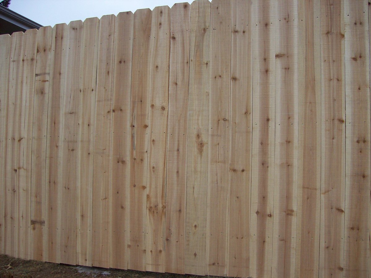 lifetimefence98's tweet photo. A clean, cedar wood is just what you need! Give us a call to get on the schedule!🪵😏 https://t.co/pdbMjyRGO8