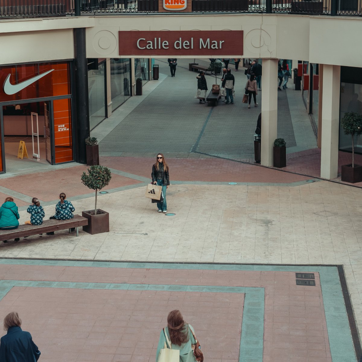 Descubre el secreto mejor guardado de las compras inteligentes: Factory Bonaire 🤫

¡Visítanos y no te pierdas la oportunidad de encontrar tus marcas favoritas a precios irresistibles!

#FactoryBonaire #TuUnicoOutlet #centrocomercial #descuentos #modaoutlet #ofertas