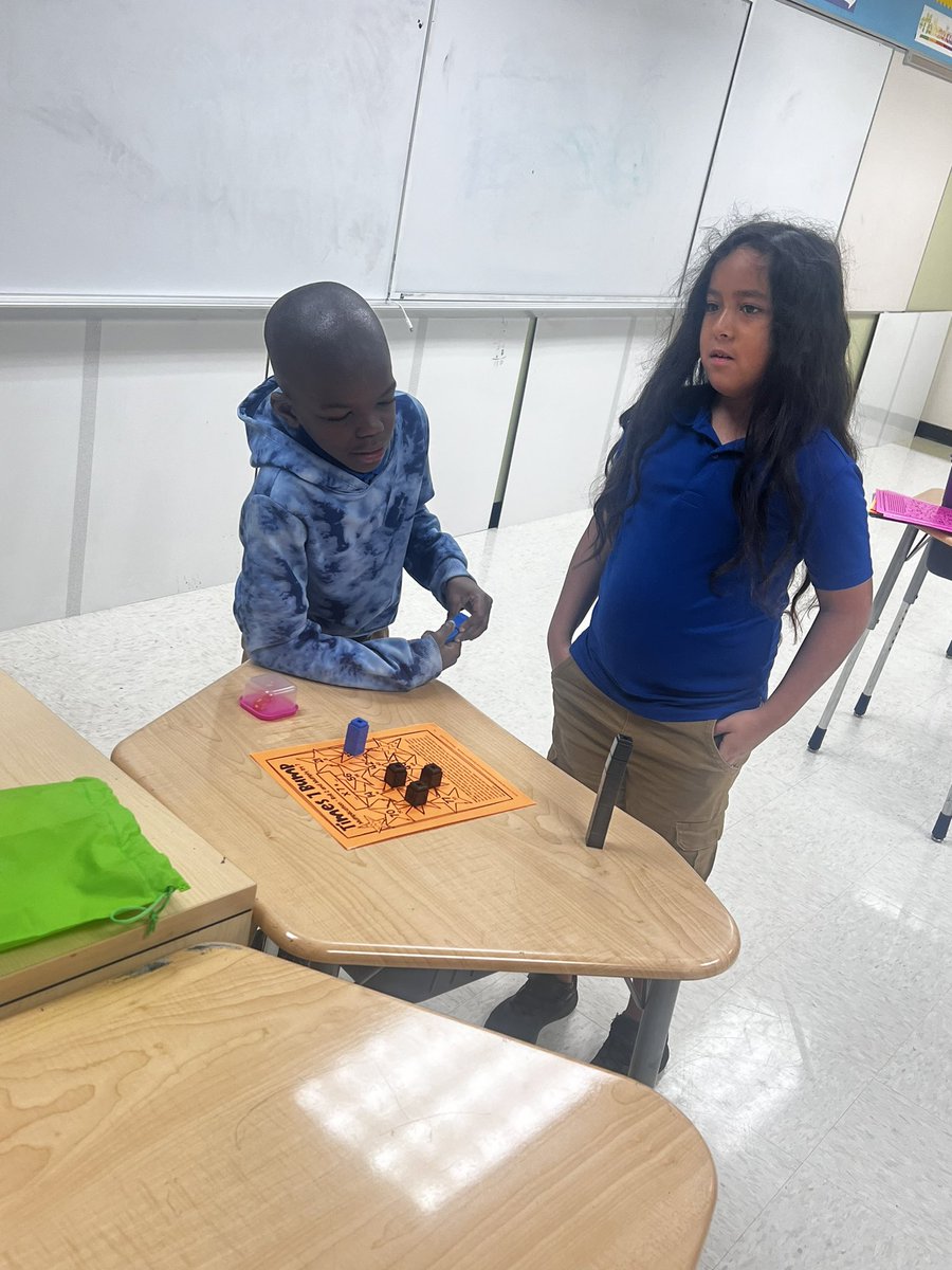 Mrs. Manning tweet media