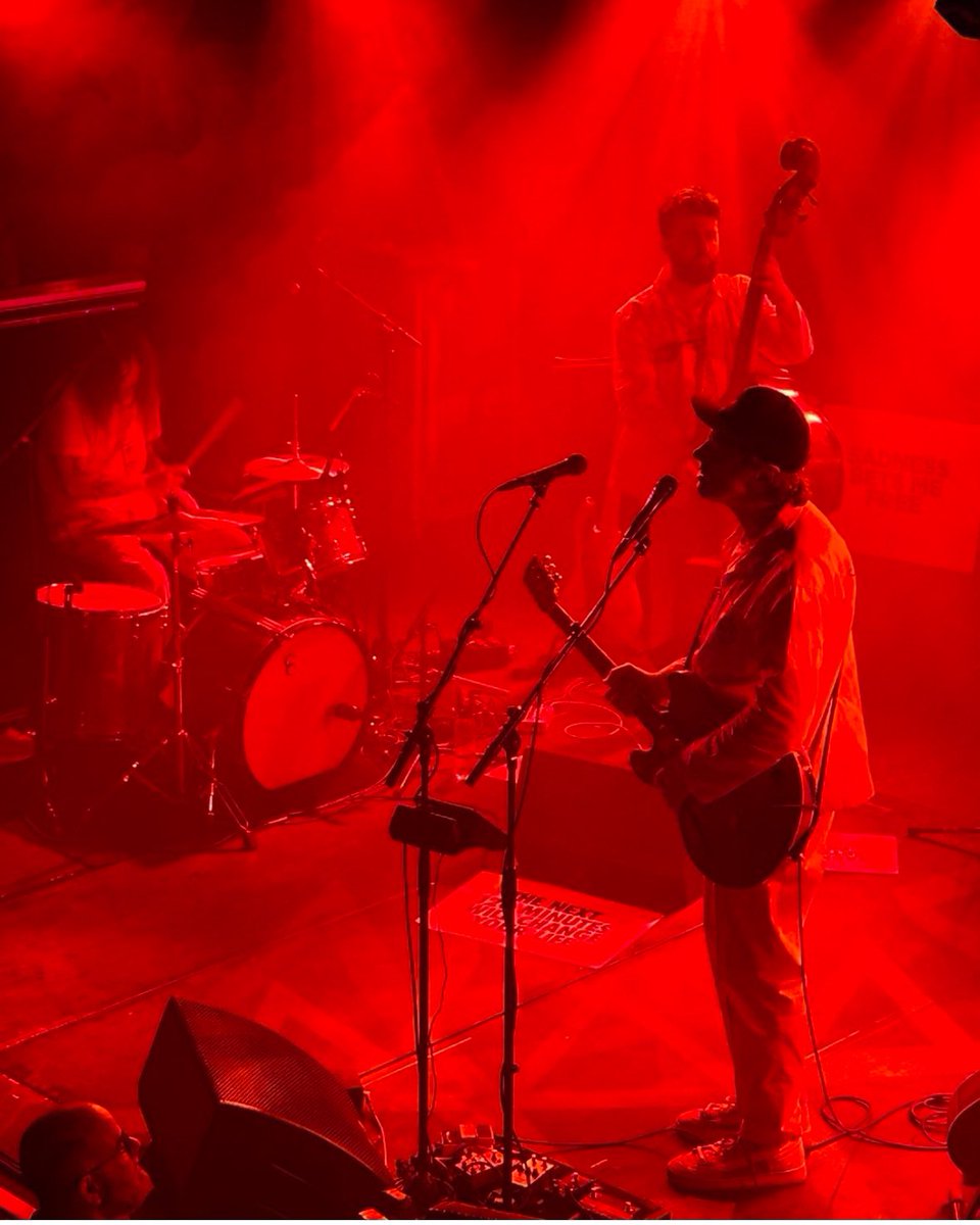 🚨✨Paris! 🚨
Early show alert! 
Demain 5/3/24
Commencer 19.15
<a href="/bitwbitwbitw/">Bitw</a> 19.30
Gruff Rhys 20.15
Sold out - Merci!