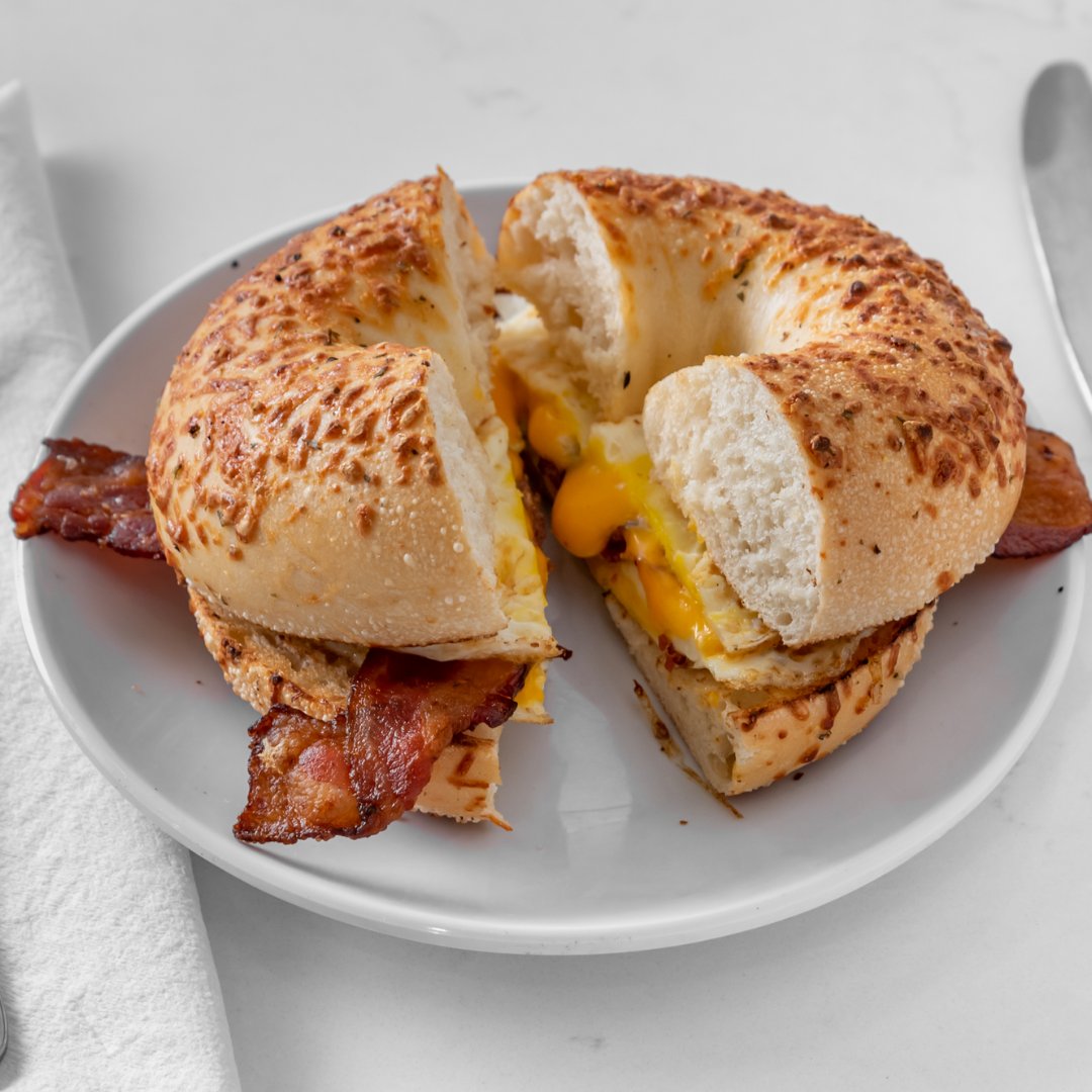 BagelBrothersNY's tweet image. Breakfast is served! 🥓🍳🧀 
Our Bacon Egg Cheese on Asiago Bagel is the morning superstar you didn't know you needed.
Join us from 6:00 am to 3:00 pm and start your day the Bagel Brothers way! 

#BagelBrothers #BaconEggCheese #BreakfastStar