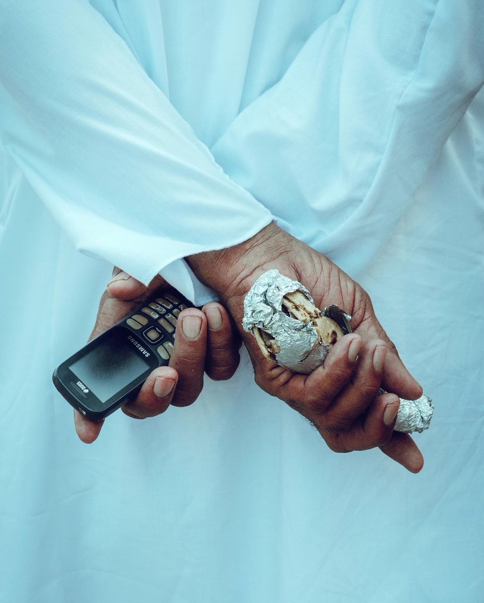 monaris's tweet image. collecting hands: india