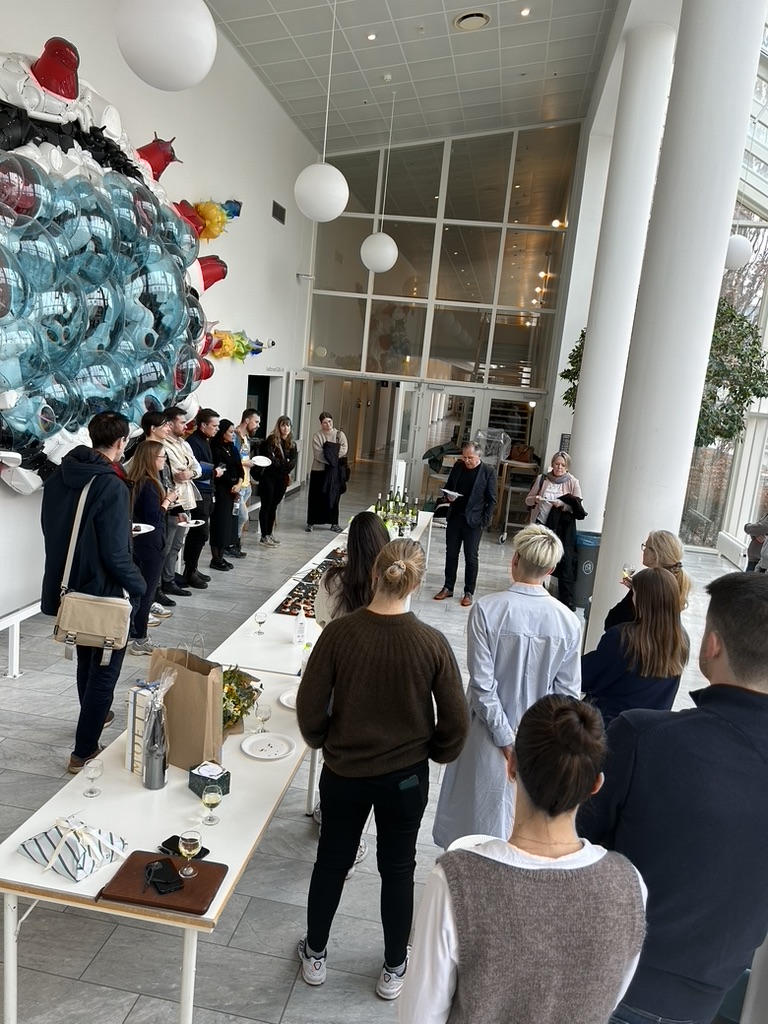 Tanja Charlotte Frederiksen (@tanjacharlottef) on Twitter photo That was fun! Friday I successfully defended my PhD surrounded by family, friends and colleagues.
Thx to the assessment committee and inspiring supervisors <a href="/ChristinaDahm/">Christina Dahm</a> <a href="/MortenKroghChr/">Morten Krogh Christiansen</a> <a href="/EmeliaBenjamin/">Emelia J. Benjamin</a> & Henrik Kjærulf Jensen
Time to enjoy my two new titles - PhD and mother That was fun! Friday I successfully defended my PhD surrounded by family, friends and colleagues.
Thx to the assessment committee and inspiring supervisors <a href="/ChristinaDahm/">Christina Dahm</a> <a href="/MortenKroghChr/">Morten Krogh Christiansen</a> <a href="/EmeliaBenjamin/">Emelia J. Benjamin</a> & Henrik Kjærulf Jensen
Time to enjoy my two new titles - PhD and mother