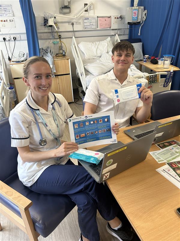 Here @UHSFT we are talking FUNDAMENTALS OF CARE. March is all about Personal Hygiene & Skin Integrity. Thanks to our C,V&T and Respiratory wards for joining in with our trolley dash this morning #PatientsFirst #FoC @sarahjherbert @AliRossRN @NaomiWilsonUHS @FranSpratt