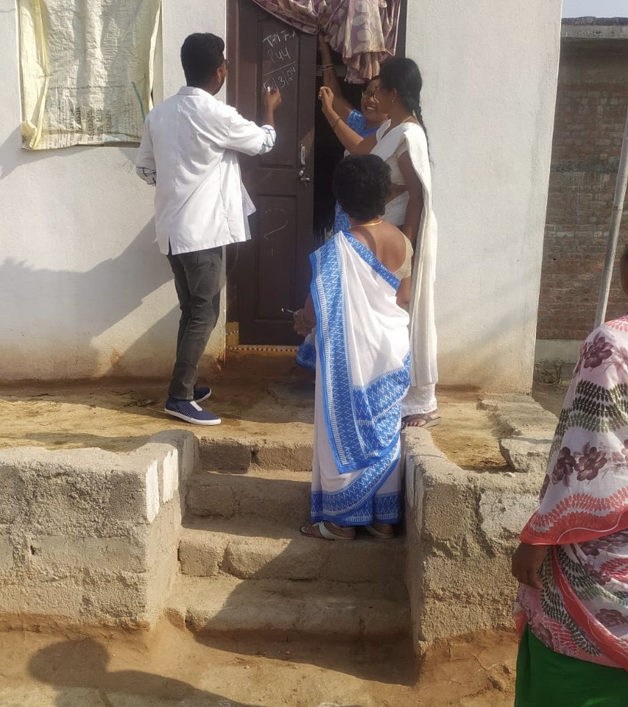 Pulse Polio House to House survey at donipamula Booth number 17 Hwc Nermata phc chandur nalgonda district #pulsepolio2024 #pulsepolioimmunization  #palledawakhanastelangana
#chfwtelangana