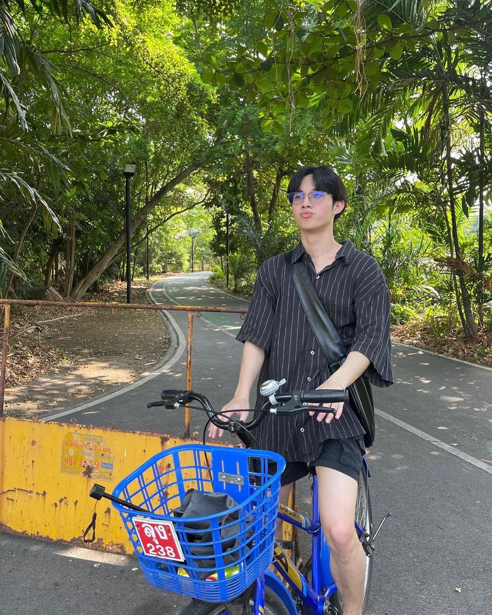 teerex_memory's tweet photo. 📍IG  TEEREX_KNK UPDATE    

#teerex_knk @teerex_knk
#ที่นี่ที่ไหนใช่ทีเร็กซ์รึเปล่า 
#ซอรัสของทีเร็กซ์ https://t.co/SRkCU5nPxk
