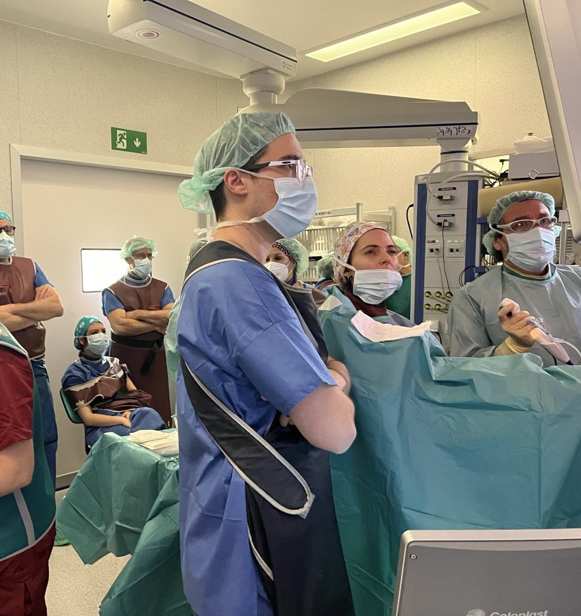 Sergi Colom (@sergicolom8) on Twitter photo First course of TFL laser <a href="/Coloplast_MD/">Coloplast Interventional Urology</a> in HBP, kidney stones and bladder tumor. Outpatient surgery 😷at Bellvitge University Hospital <a href="/hbellvitge/">Hospital Universitari Bellvitge | HUB</a> <a href="/sbeato90/">Sergi</a> <a href="/oscar_buisan/">Oscar Buisan</a> <a href="/AlabatRoca/">Andreu Alabat Roca</a>
Congratulations👍🏻 First course of TFL laser <a href="/Coloplast_MD/">Coloplast Interventional Urology</a> in HBP, kidney stones and bladder tumor. Outpatient surgery 😷at Bellvitge University Hospital <a href="/hbellvitge/">Hospital Universitari Bellvitge | HUB</a> <a href="/sbeato90/">Sergi</a> <a href="/oscar_buisan/">Oscar Buisan</a> <a href="/AlabatRoca/">Andreu Alabat Roca</a>
Congratulations👍🏻