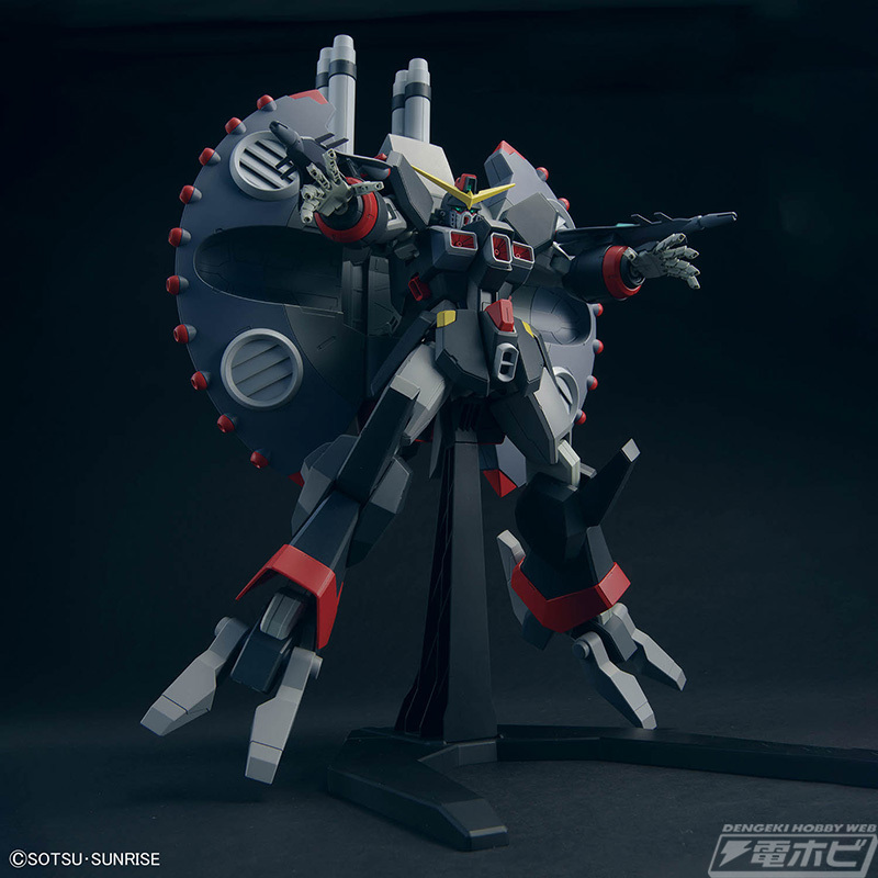 100RP】迫力のサイズながらMA形態へ変形可能！『ガンダムSEED DESTINY