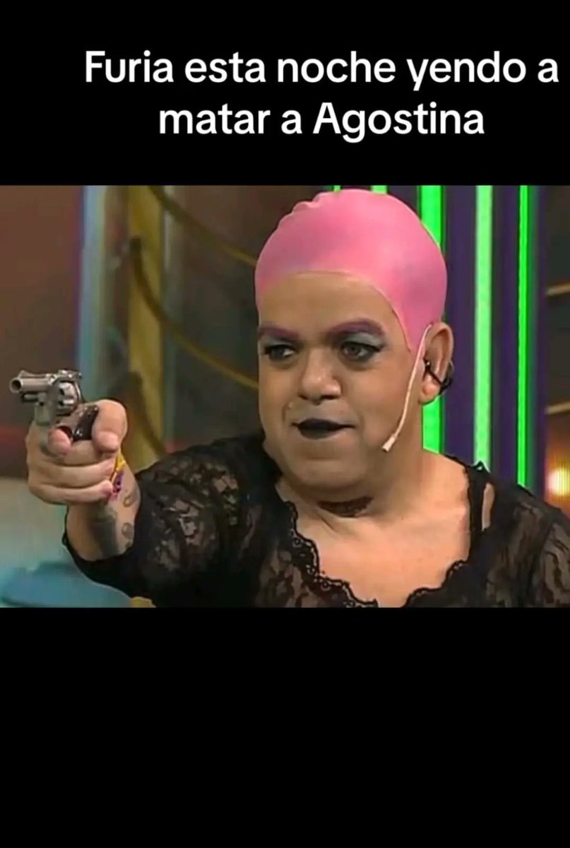 LadyDivine__'s tweet photo. En el imaginario de Agostina, anoche:
#GranHermano https://t.co/cwWooMtHyd