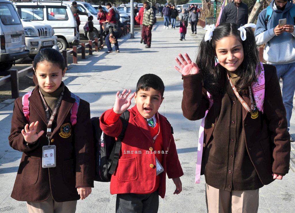 Schools reopen in Kashmir after three month winter break