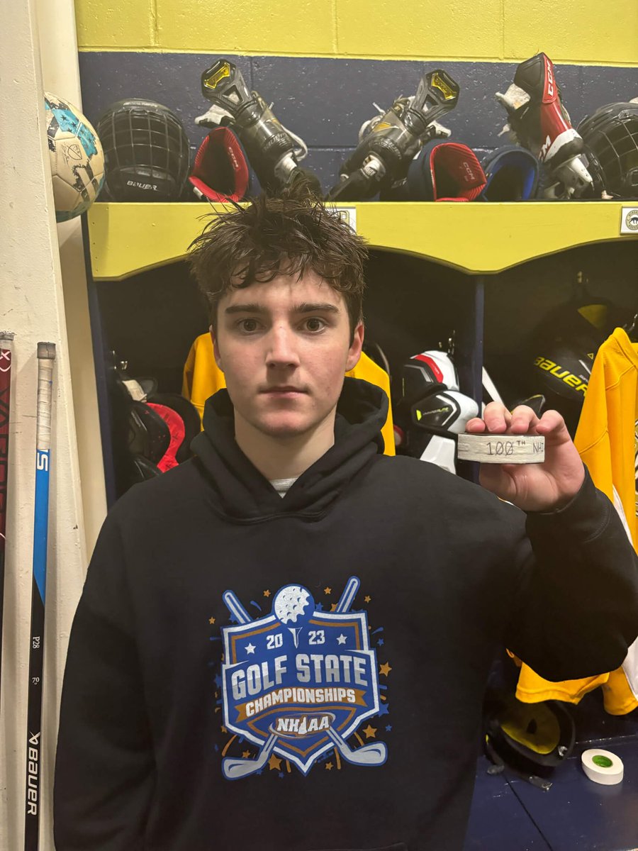 Huge congratulations to WHS Senior Nate Crowley on getting his 100 varsity point on Saturday night! Nate is the first player is school history to achieve this milestone in Division 1.