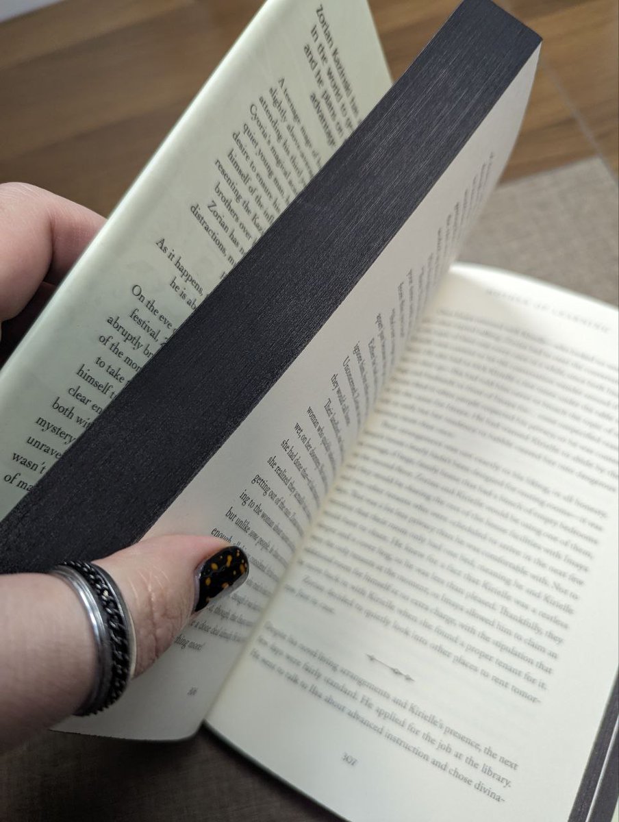 Wraithmarked's tweet image. 🎉 RARE #BOOKGIVEAWAY 🎉 

Test copy of nobody103's 'Mother of Learning 1' with silver sprayed edges! Only 2 in the world!

Follow for 4 chances, #RT for 2, Like/Comment for 1 each!

Winner announced next Friday! We ship internationally! #amreading #amwriting #book #books #free