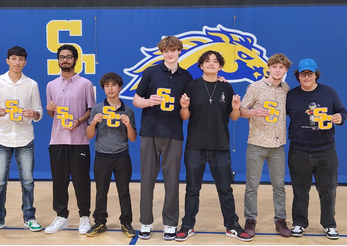 Basketball Varsity Letters for Seniors at Sequoia Charter @Edkey_CEO @alva_afa @Jevonlewis11 @edkeyinc