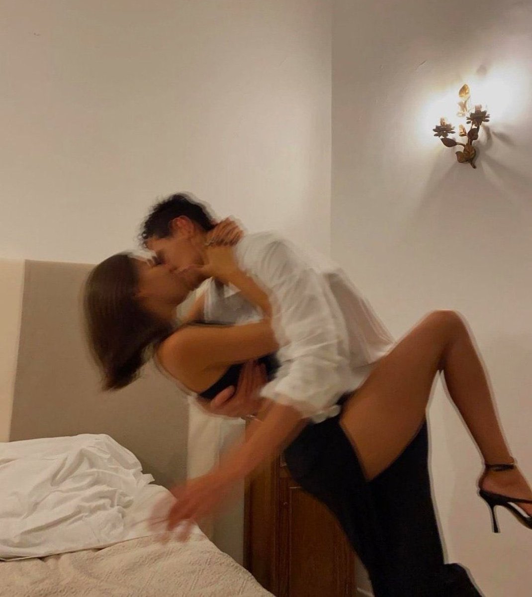 Lovexgram's tweet image. 