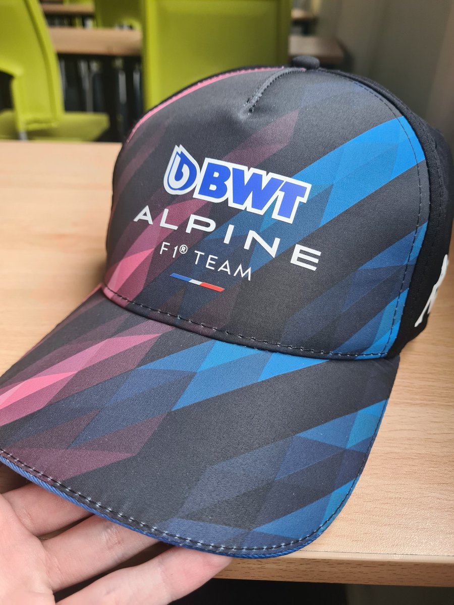 its_legion's tweet photo. Seriously though I buy one (1!) Alpine hat and suddenly the entire team is imploding 

I'm sorry https://t.co/ajkeJ9l6TW
