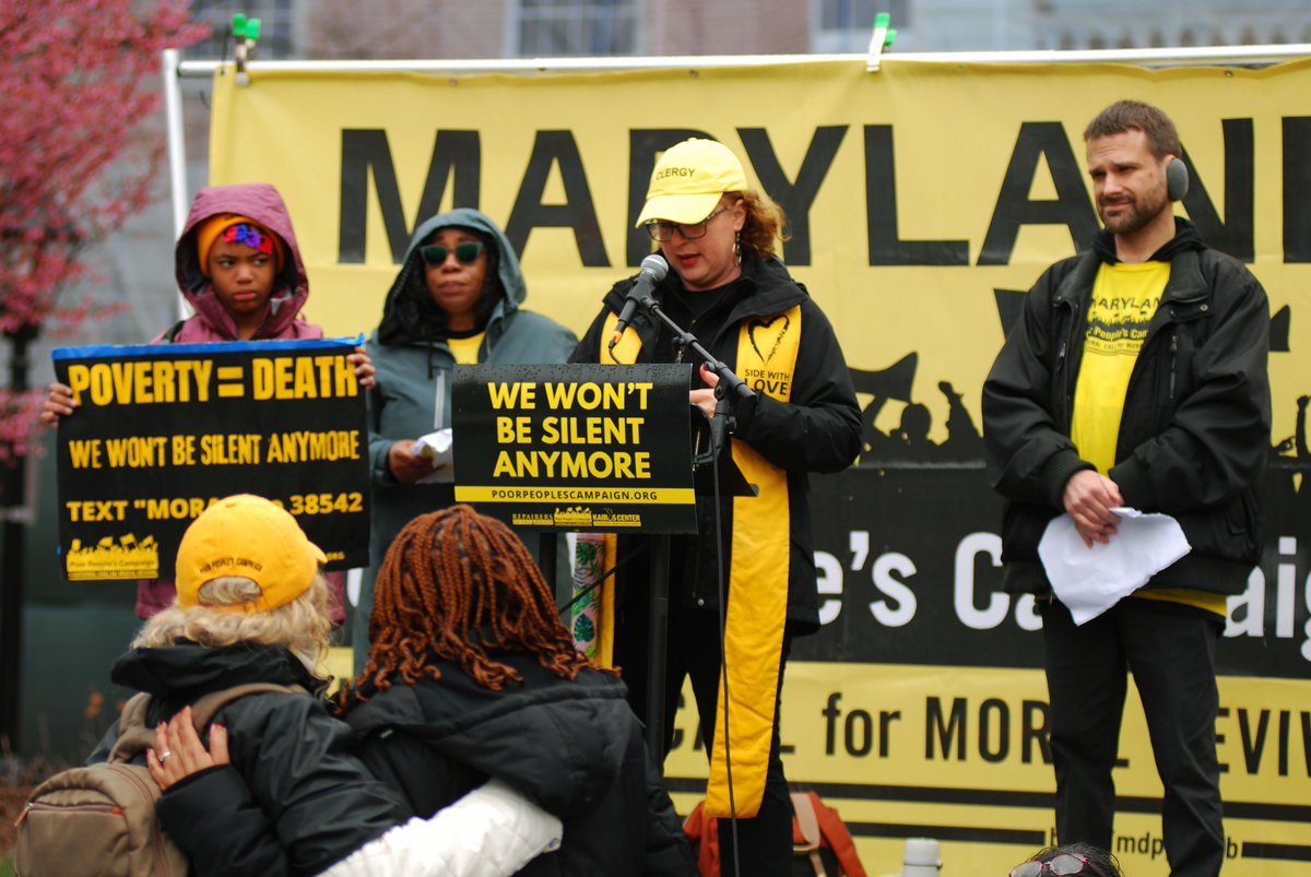 Maryland #PoorPeoplesCampaign's State House Assembly segment (starts at ~30 min mark, after marchers return), w/umbrellas in hand as not even rain can stop our movement! Take the oath to be a poverty abolitionist! #WeWontBeSilentAnymore #UnityofLove
mdppc.org/march2