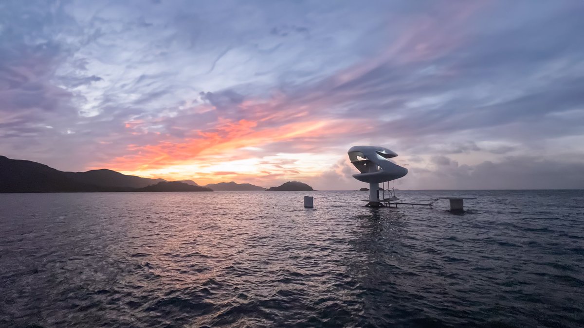 OceanBuilders's tweet image. Reflecting on our journey as we watch the sunset from the balcony, with the Flagship standing tall, reminding us of our beginnings and inspiring us towards our future destinations.
#CuriosityUnleashed #oceanbuilders #seapods #oceanliving #outdoor #SeaPodLifestyle #sunsetlovers