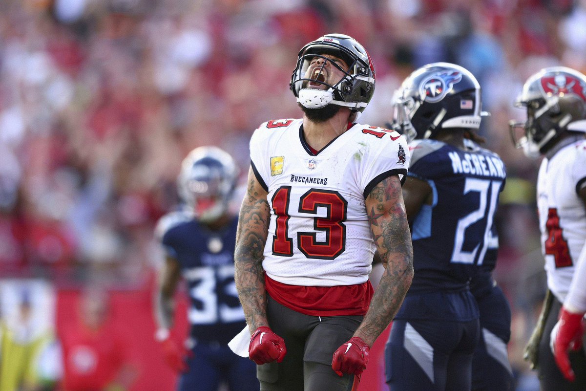 Still a Buc: Mike Evans and the #Buccaneers have agreed to terms on a two-year deal to avoid free agency and keep him in Tampa, per his agents @DerykGilmore and Darren Jones. From the seventh pick in 2014 to potentially the Hall of Fame, Evans might do it all in a Bucs uniform.