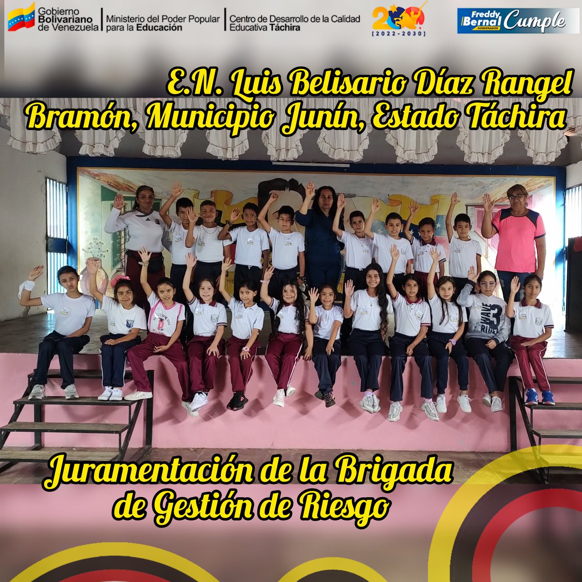 Juramentación de la Brigada Escolar de Gestión y Riesgo con motivo de celebrarse el pasado 1ero de Marzo el día internacional de la Protección Civil <a href="/nicolasmaduro/">Nicolás Maduro</a> <a href="/wuikelmanangelp/">Wuikelman Angel P.</a> @mppeducacion <a href="/_LaAvanzadora/">Yelitze Santaella</a>