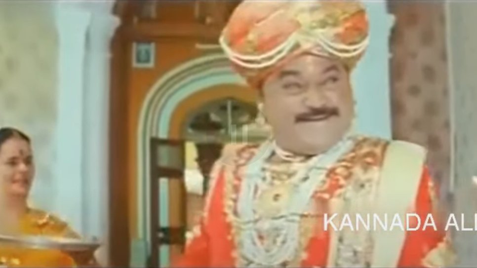 SayPeass's tweet image. Ranganna in todays big bulletin 😂 Full hawali🤣

#UITheMovie  #FSLReport