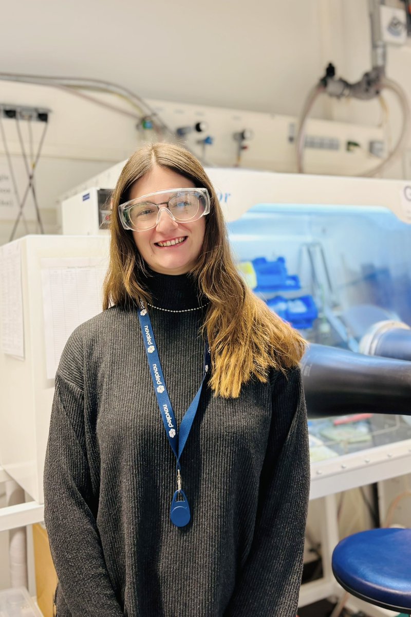 Glad to welcome Andrea, an Erasmus student from <a href="/universitatURV/">Universitat Rovira i Virgili</a>  🇪🇸 , who is going to finish her Bachelor’s thesis in our group <a href="/Uni_WUE/">Universität Würzburg #UniWürzburg</a> . Enjoy your time with us and lots of fun with our boron chemistry. #ErasmusProgramme #CHEMISTRY