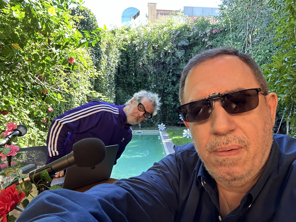 Ahora, con Mex Urtizberea, espectacular estudio en su casa, imposible más lindo.