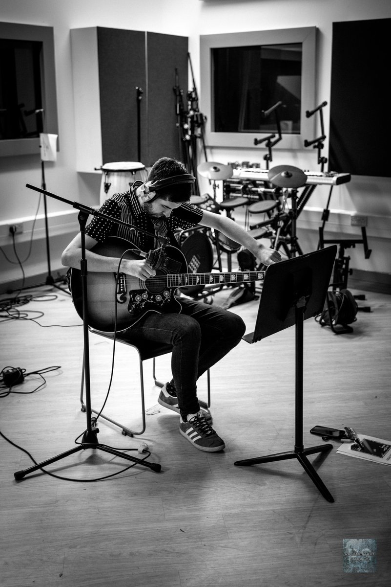 Rudimentary_S's tweet photo. Throwback Thursday!

This week we're throwing it back to when we got to go behind the scenes and shoot Christian Darby recording his upcoming EP!

#EPrecording #throwback #throwbackthursday https://t.co/oGKAeAt1DT