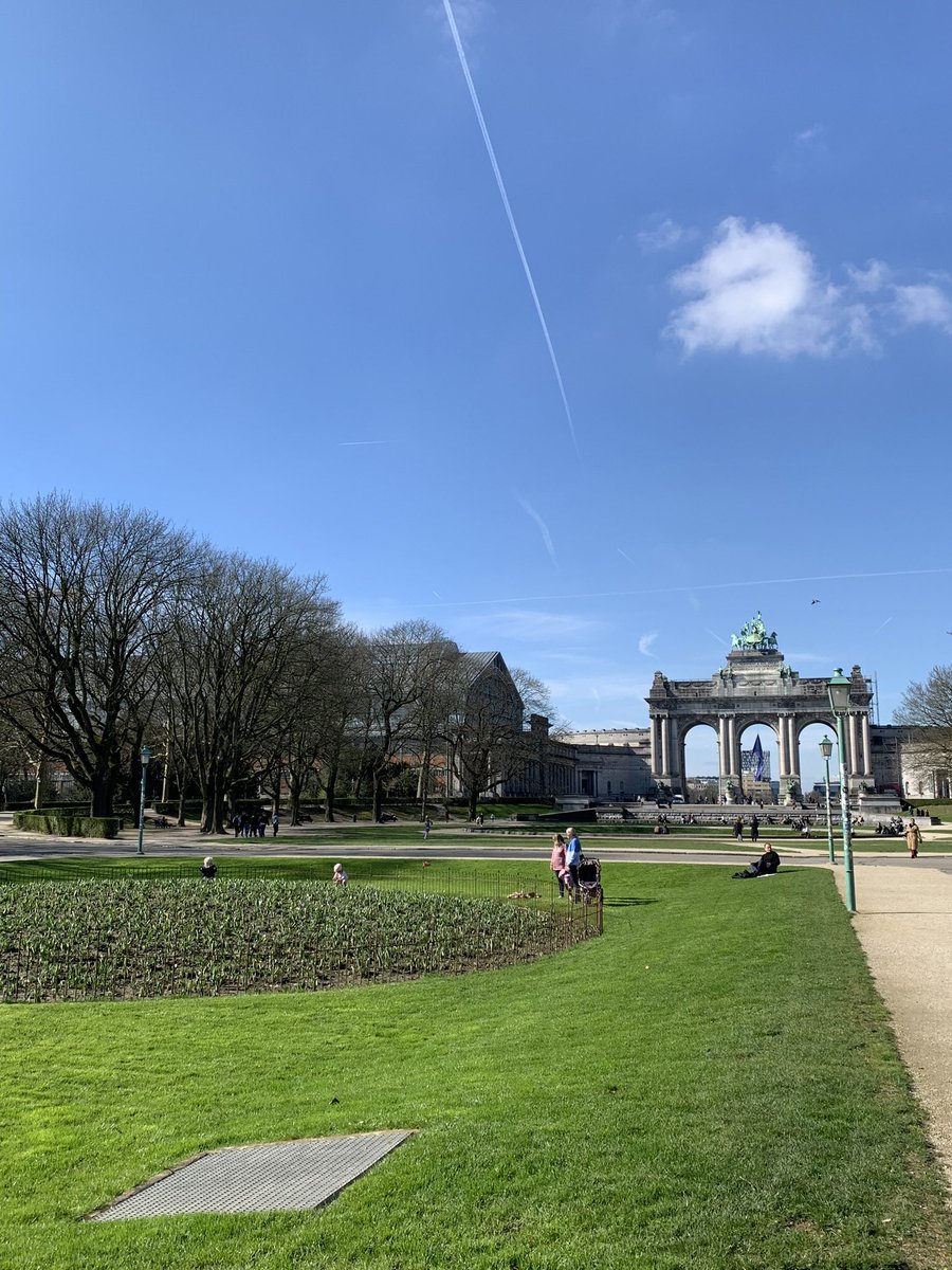 Great start to this women’s week with beautiful Brussels sun and the opportunity to talk to an amazing group of women parliamentarians from the EU’s wider neighbourhood @iwdu_global #WomenDay