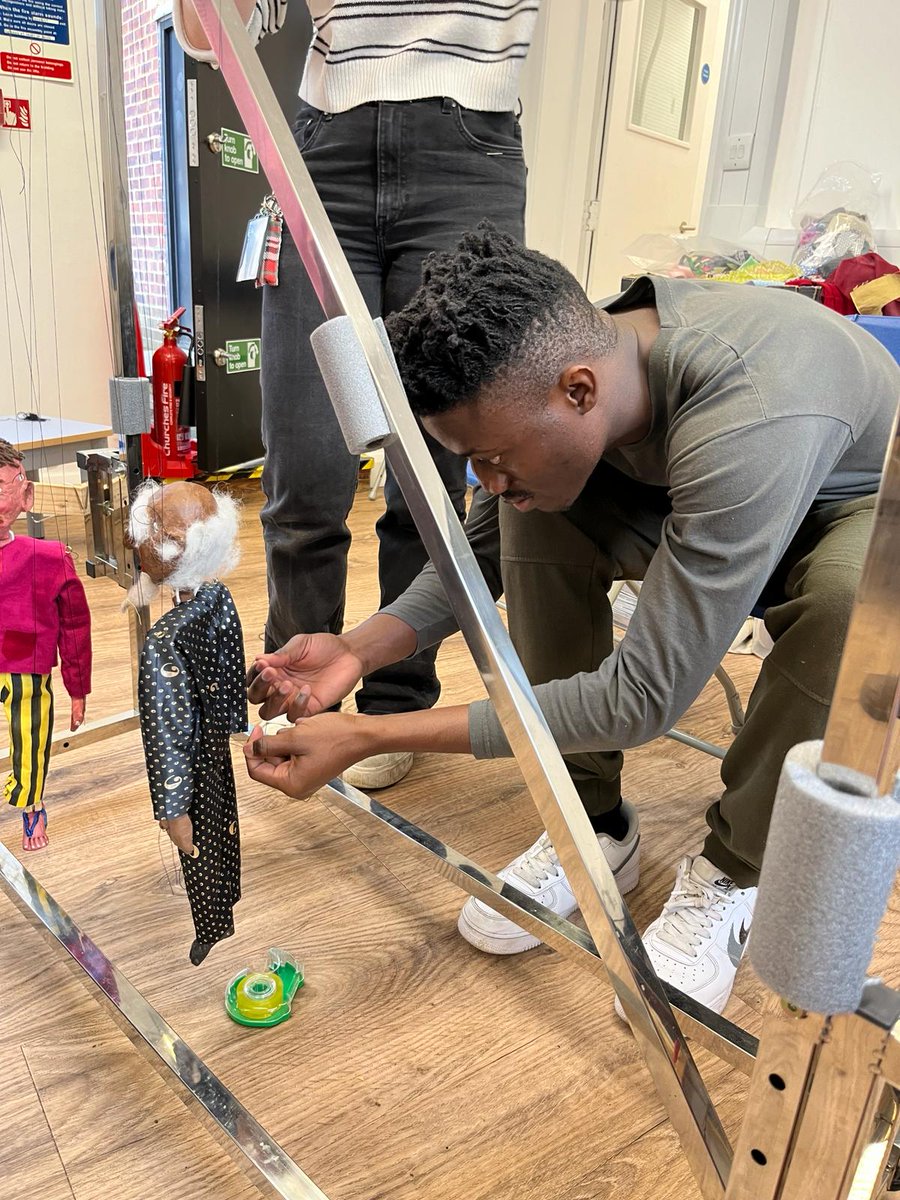 Culture4Schools's tweet image. WE&apos;RE ALMOST THERE! Half of our puppets are complete and they are a marvel to look at ✨ Congratulations to our incredible @MuseumMakers volunteers and thank you for all your hard work.

A HUGE thank you to @YouthPuppetsUK too for helping guide us 👍

#puppetworkshop