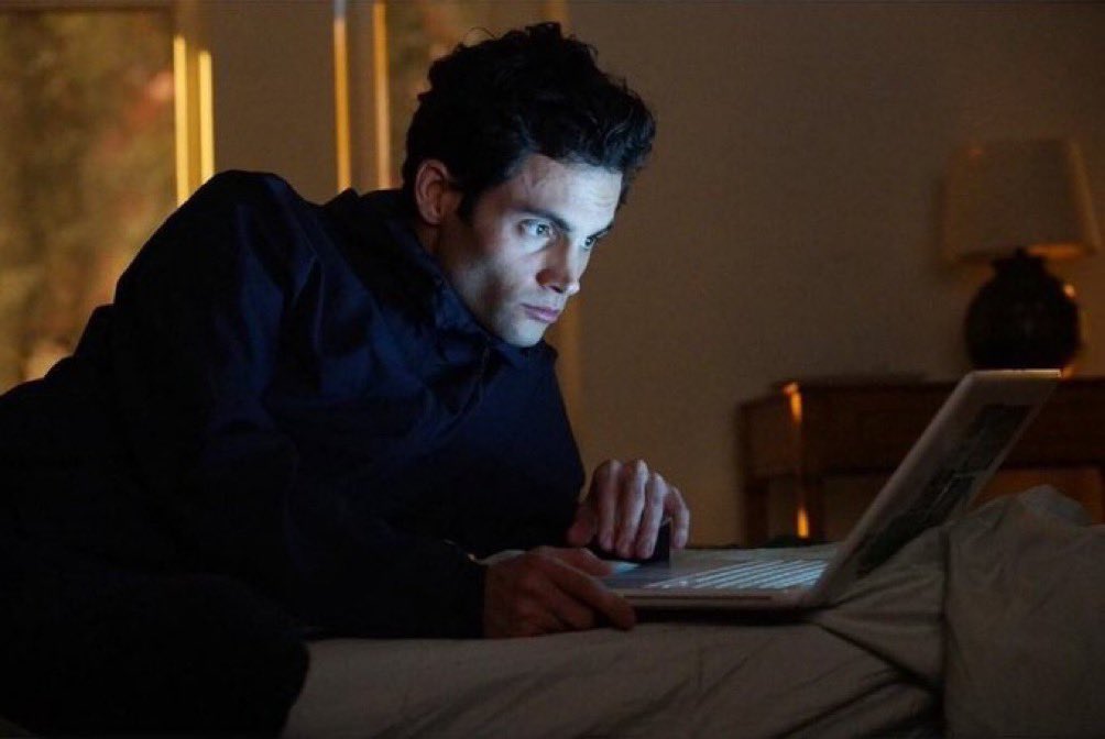 ayeejuju's tweet image. how i be going through her profile 100 times a day