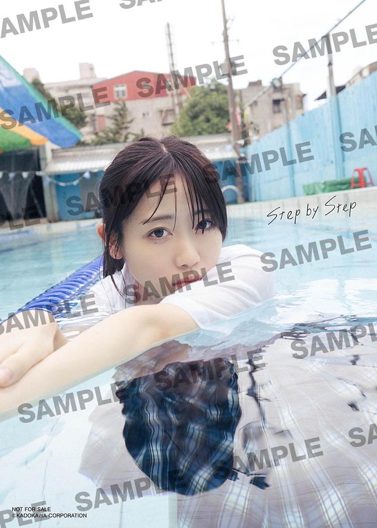 来栖りん　Lakka写真集応募当選品　B賞　写真集色校用紙 ヨドバシ.com - Lakka―来栖りん1stメジャー写真集 [ムックその他] 通販