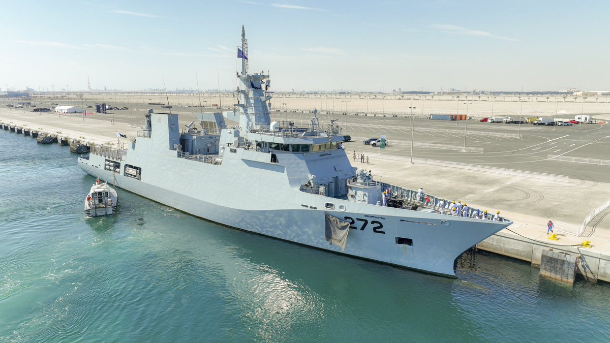 Pakistan Navy’s YARMOOK Class OPV, PNS TABUK (F-272) at  #DIMDEX2024 . The first batch of these ships currently lack a primary Anti-Ship weapon system. However, these ships are likely to be equipped with hypersonic AShM missiles in future 🇵🇰