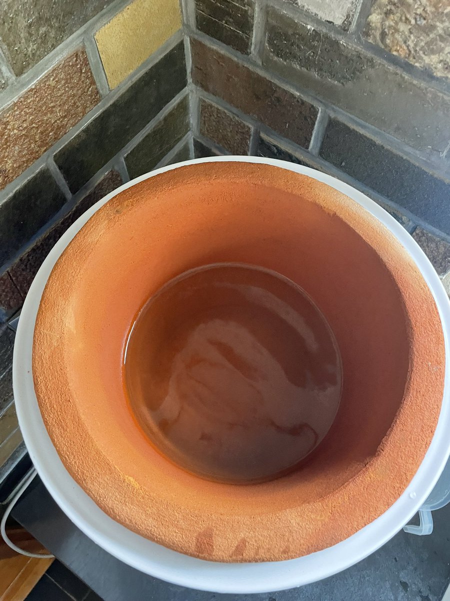 MKayisire's tweet image. Just acquired my first #CeramicFilter from #Purifaaya. Clay is known for its high 💧 filtration capacity and antimicrobial capacity. Can’t wait to taste the water! 👌🏿👌🏿